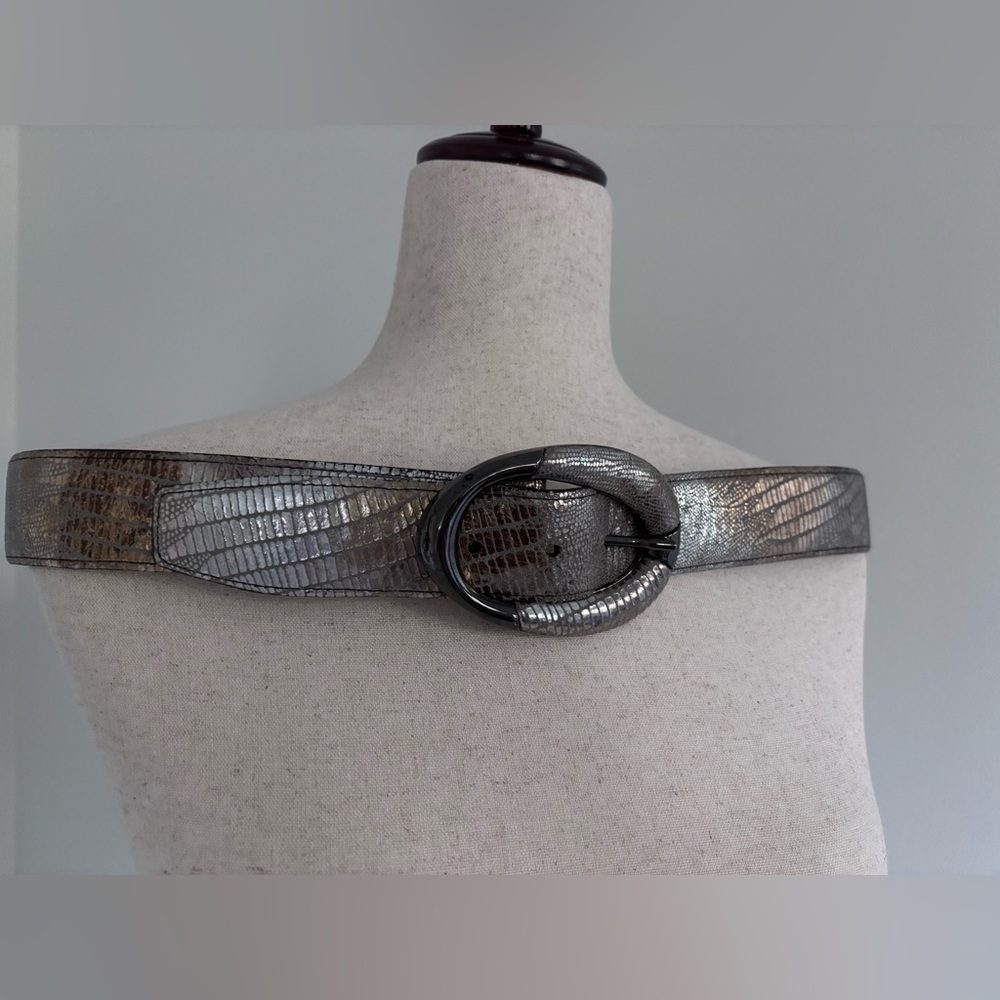 Silver Tone Reptile Style Wide Belt stretchy in back!